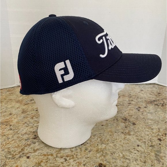 New Era Titleist Pro V1 FJ Golf Hat Fitted M-L - Picture 4 of 10